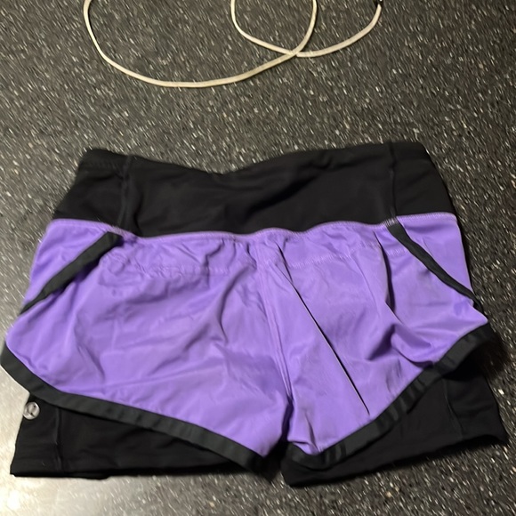 lululemon shorts - Picture 2 of 5